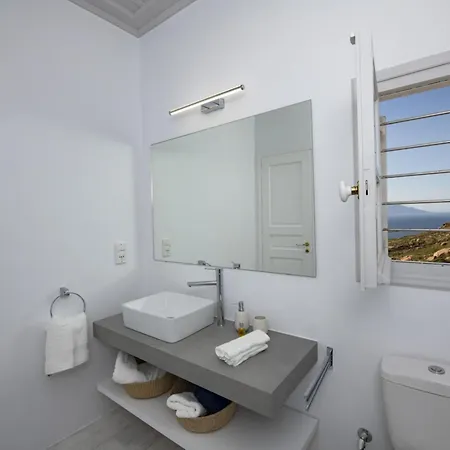 Charming 5-bed In Mykonos Ornos (Mykonos)