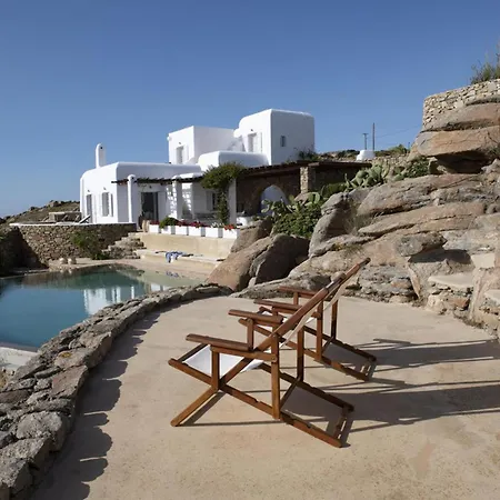 Charming 5-bed In Mykonos