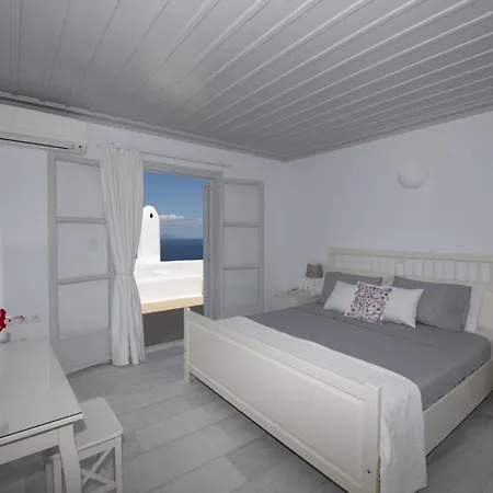 Charming 5-bed In Mykonos Willa