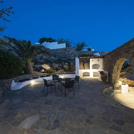 Charming 5-bed In Mykonos